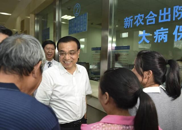 李克強總理：發展中醫膏藥養生服務 推動“互聯網+”醫療